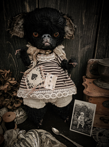 13" Grumpy Griffon