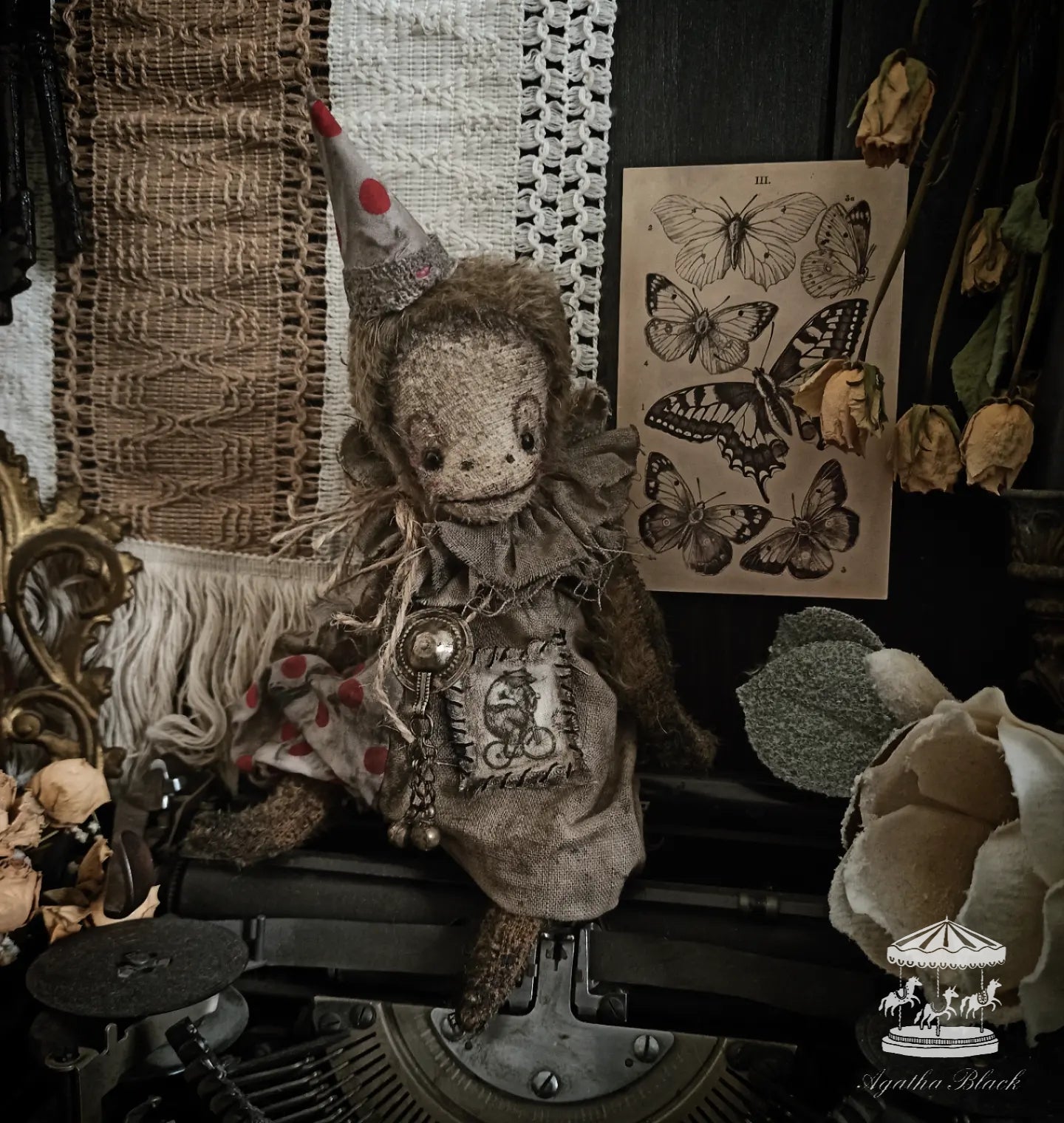 9.8" Old Circus Monkey