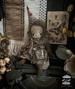 9.8" Old Circus Monkey