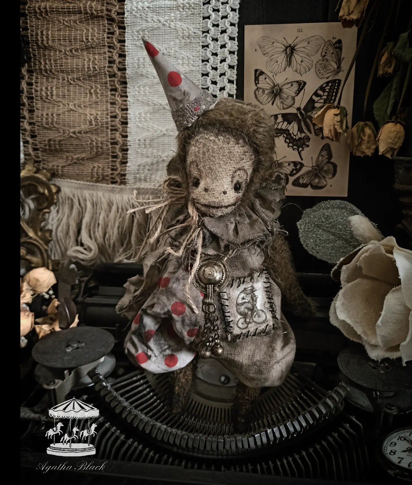 9.8" Old Circus Monkey