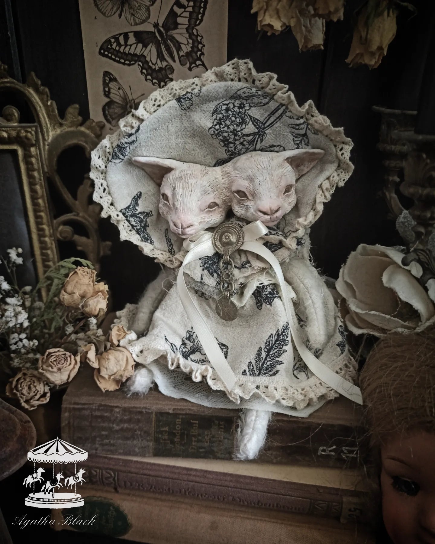 Twinlings – Agatha Black