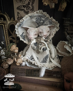 9.8" Siam Twin Goat