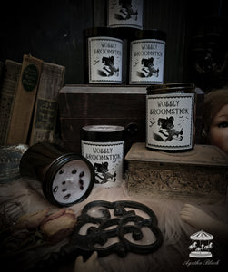 'Wobbly Broomstick' scented candle
