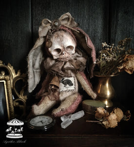 10.2" Skull Rabbit