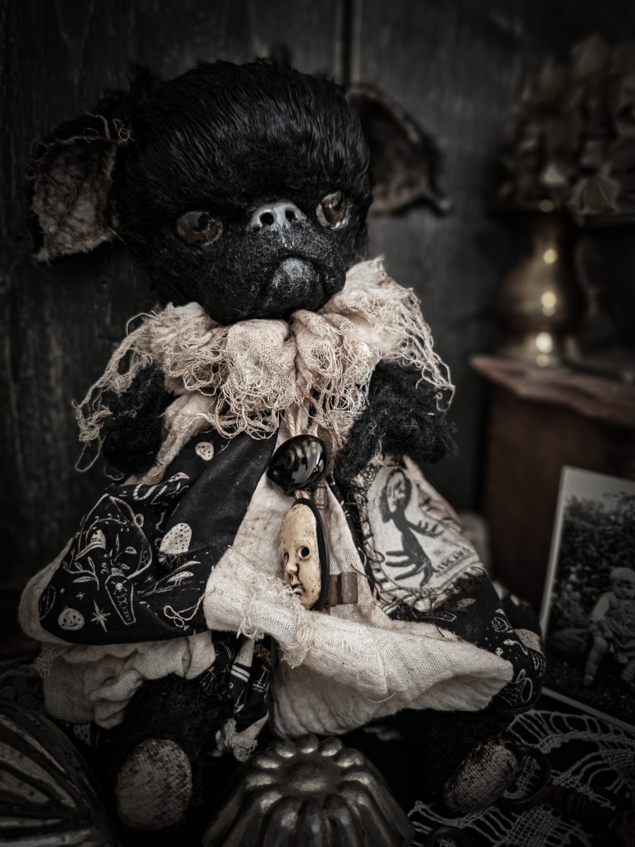 13.3" Grumpy Griffon