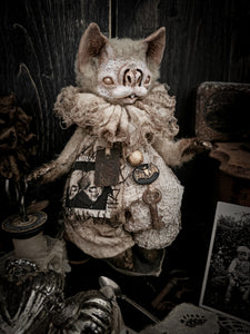 9" Cream Bat
