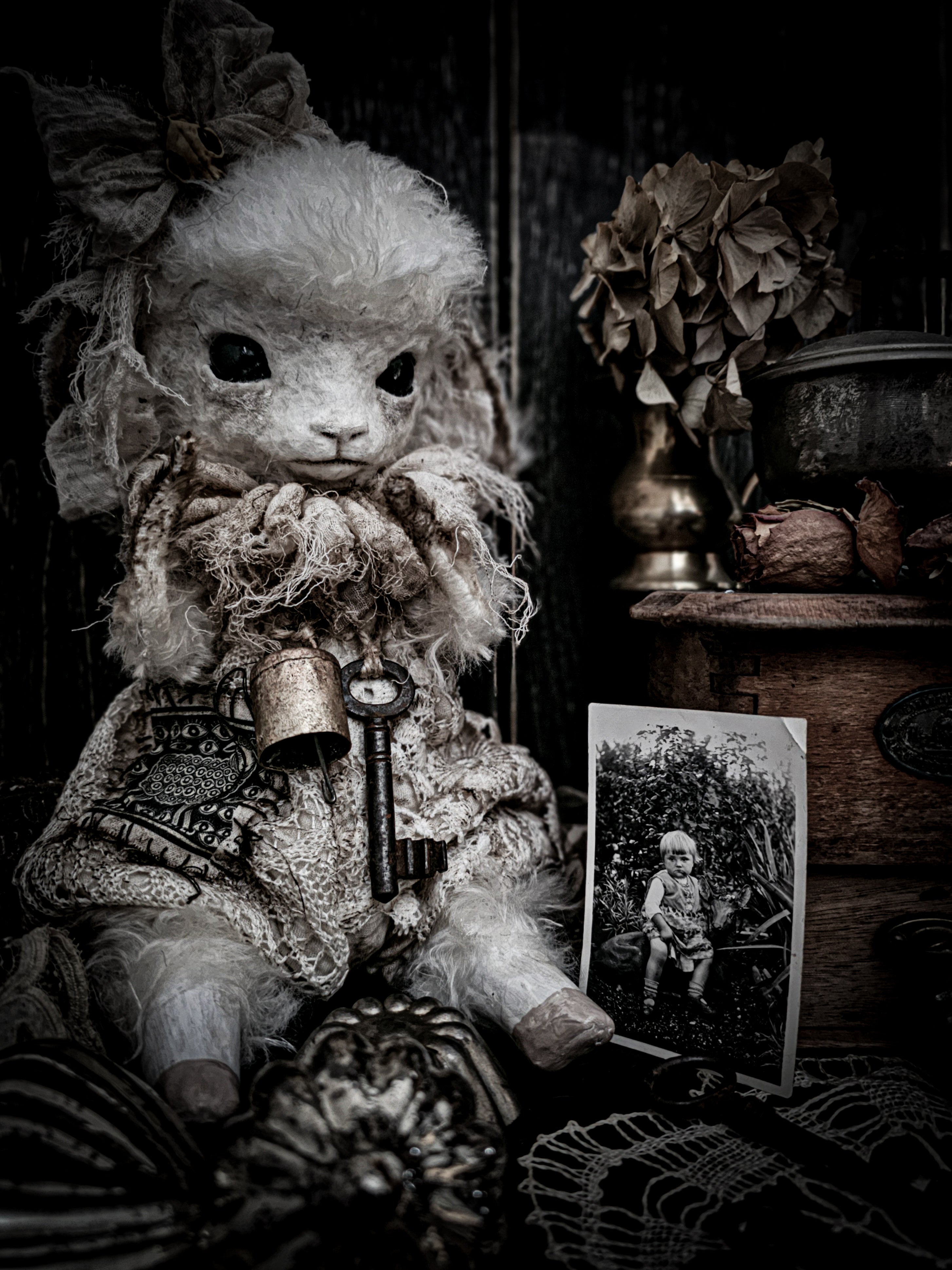 13.7" White Puffy Lamb