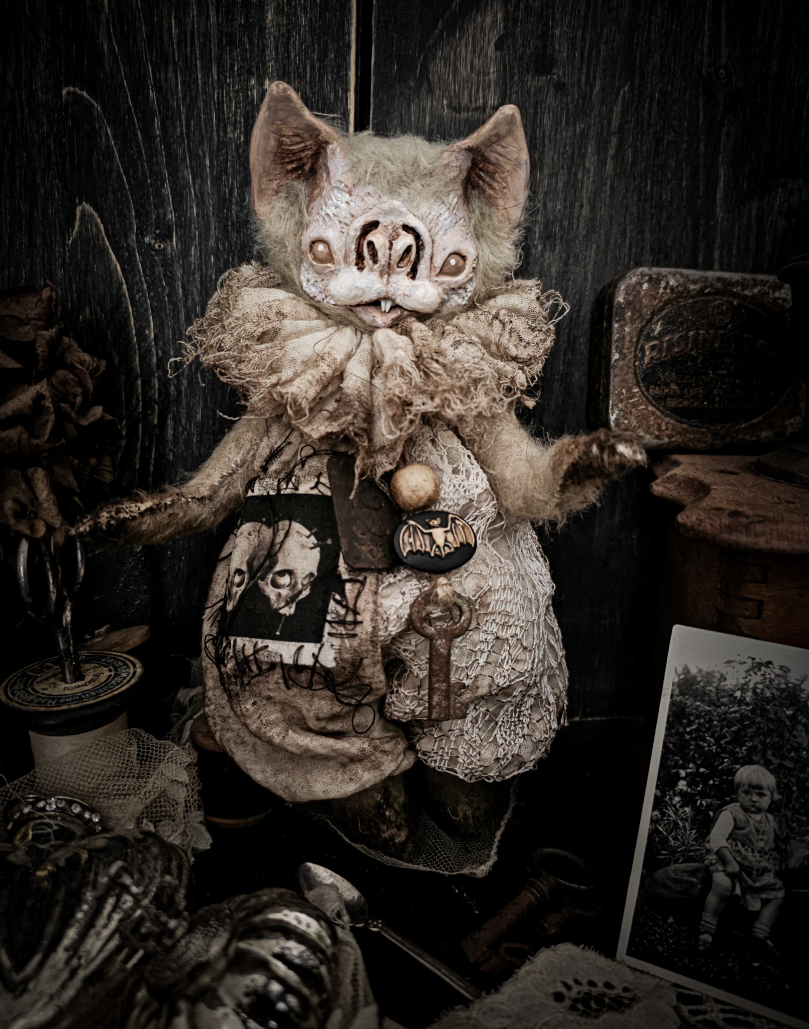 9" Cream Bat