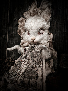 16.5" White Rabbit