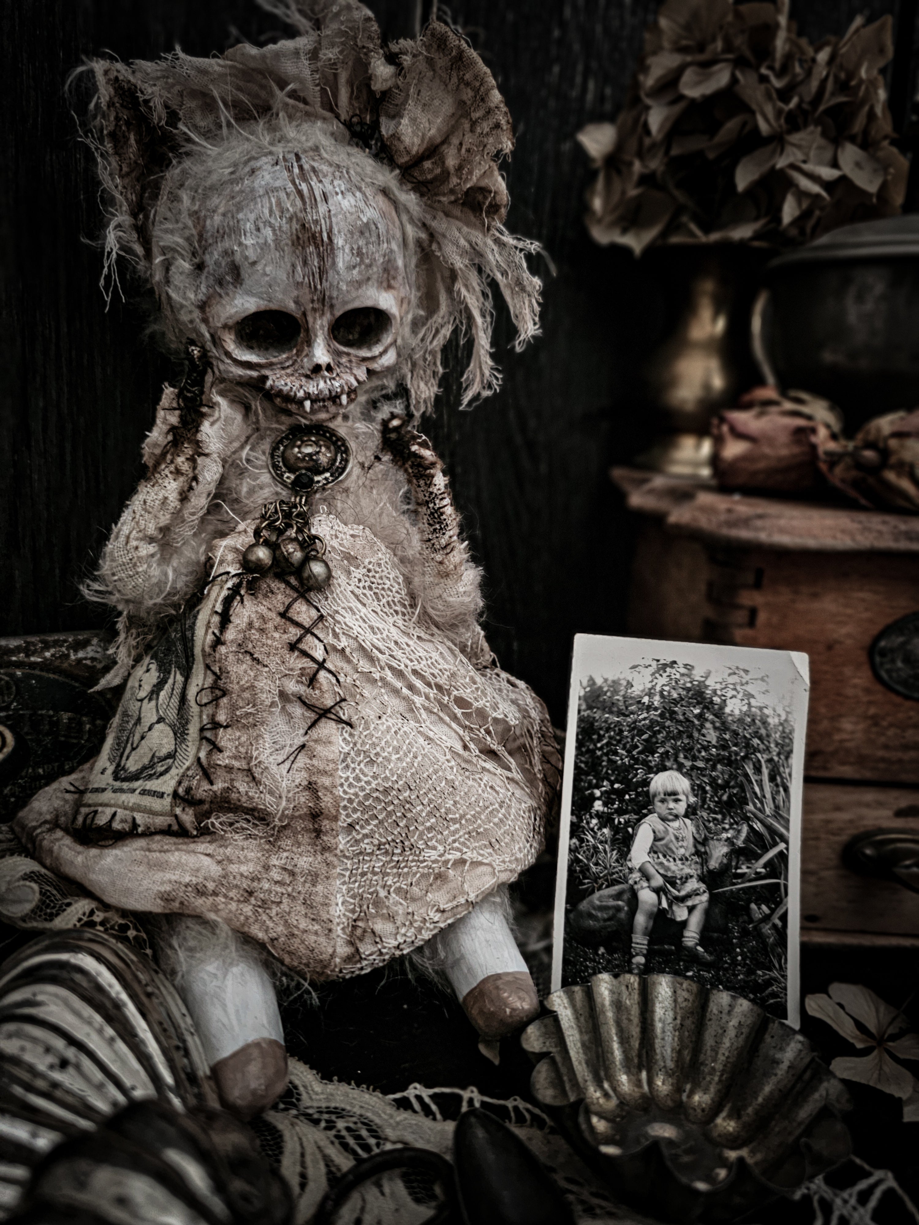 11.8" Skull Cat