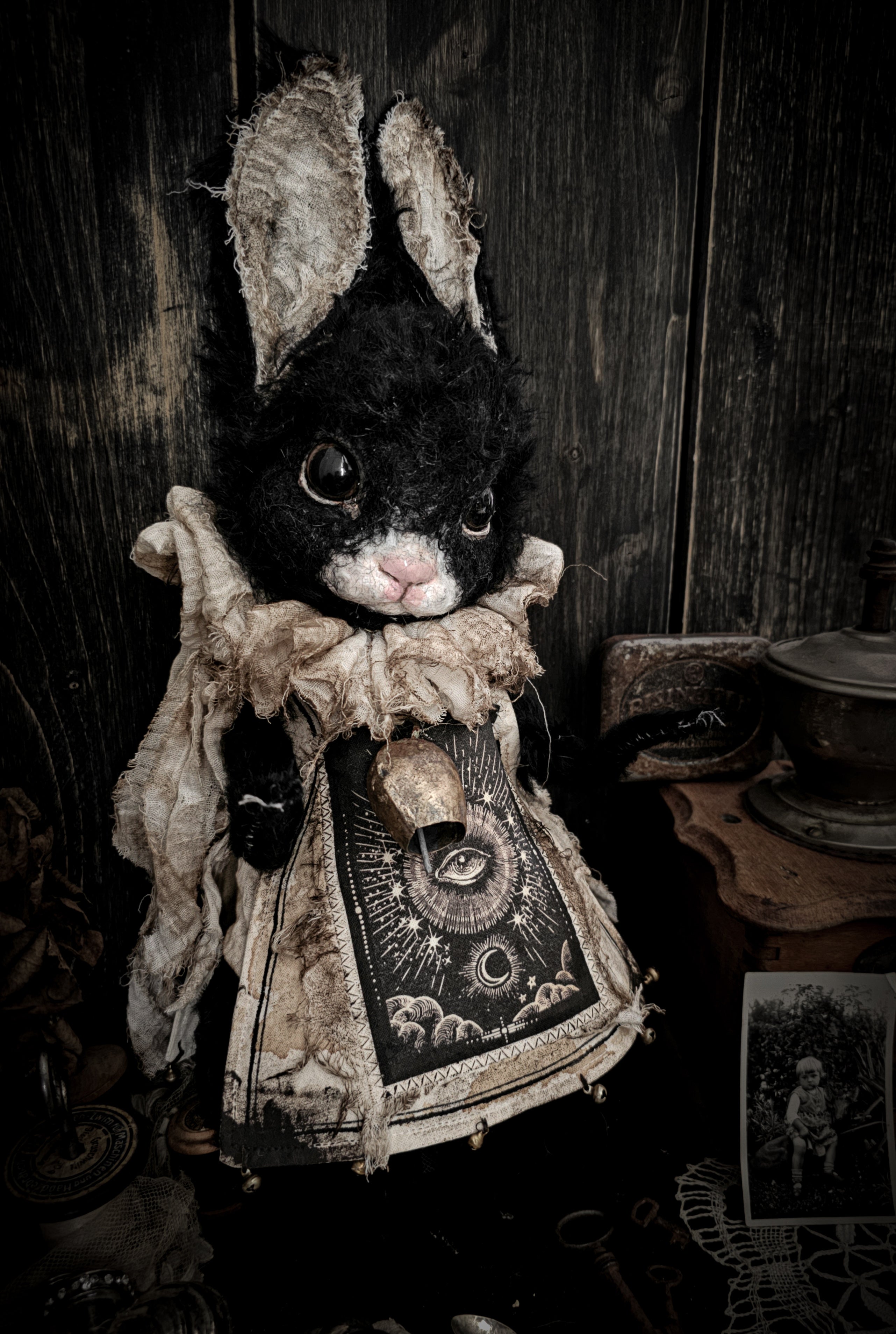 16" Black Rabbit