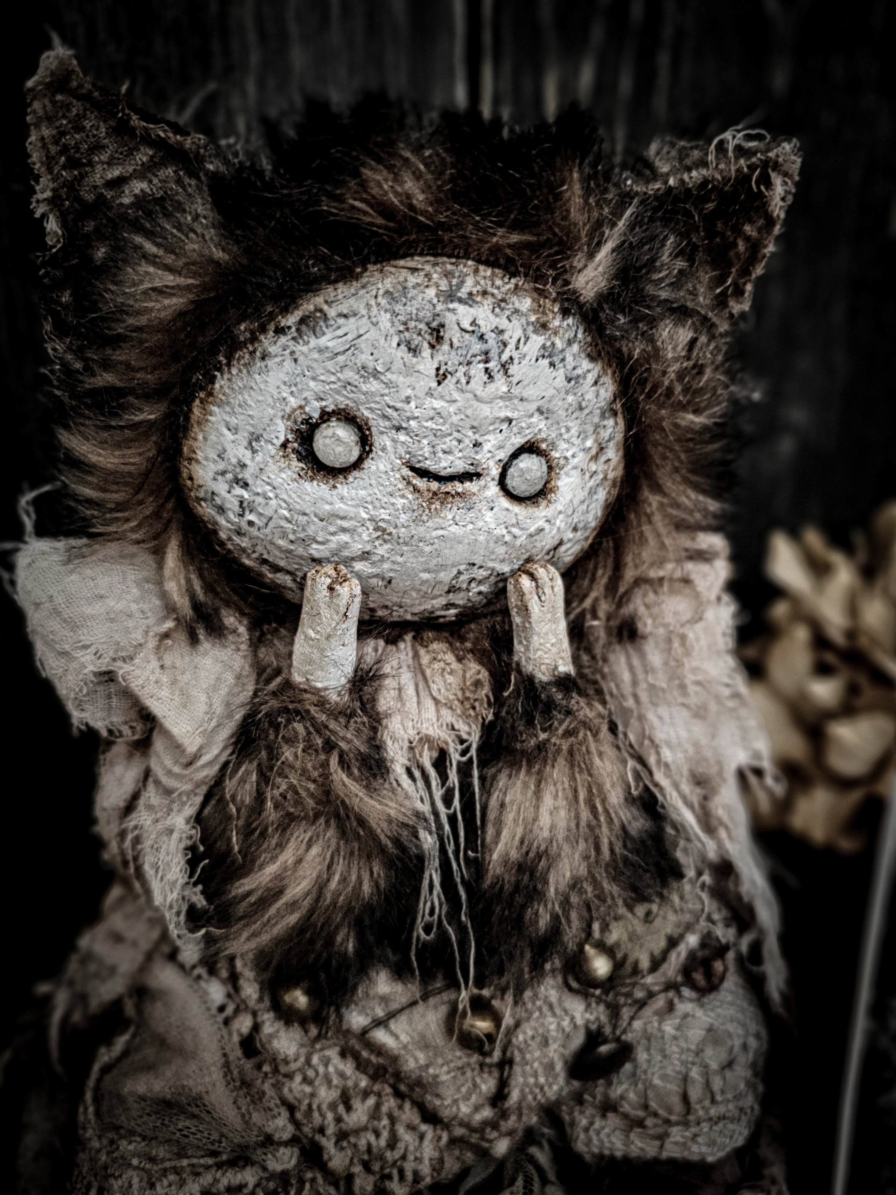 9.4" Kittyboo Moonmug