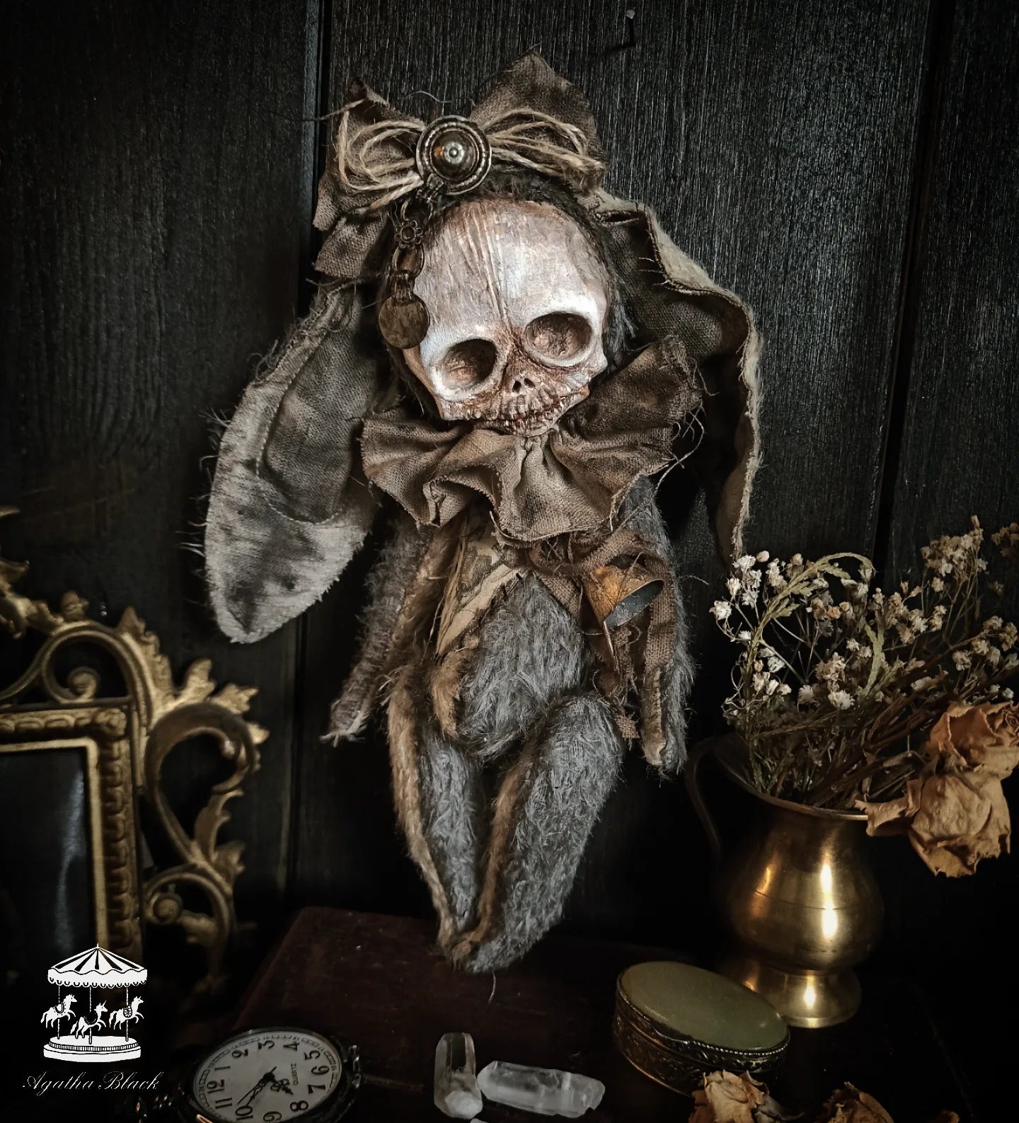 10.2" Skull Rabbit