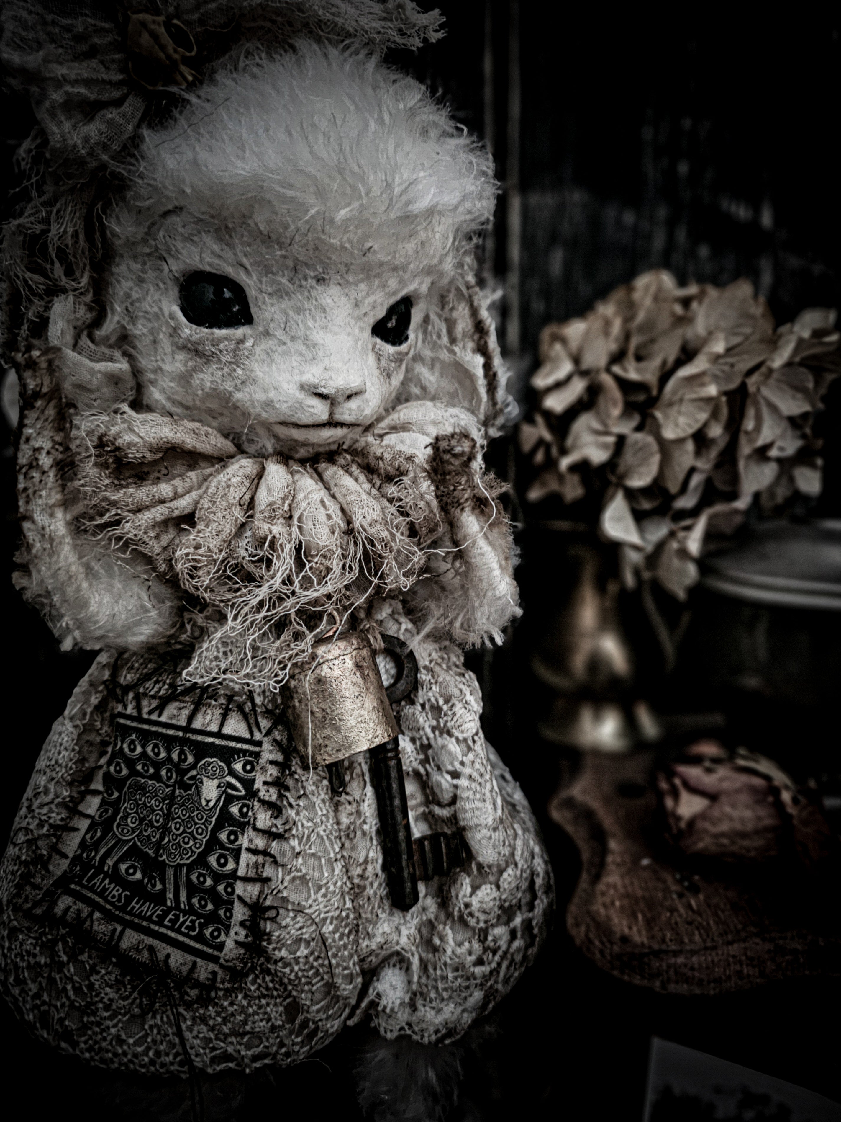 13.7" White Puffy Lamb