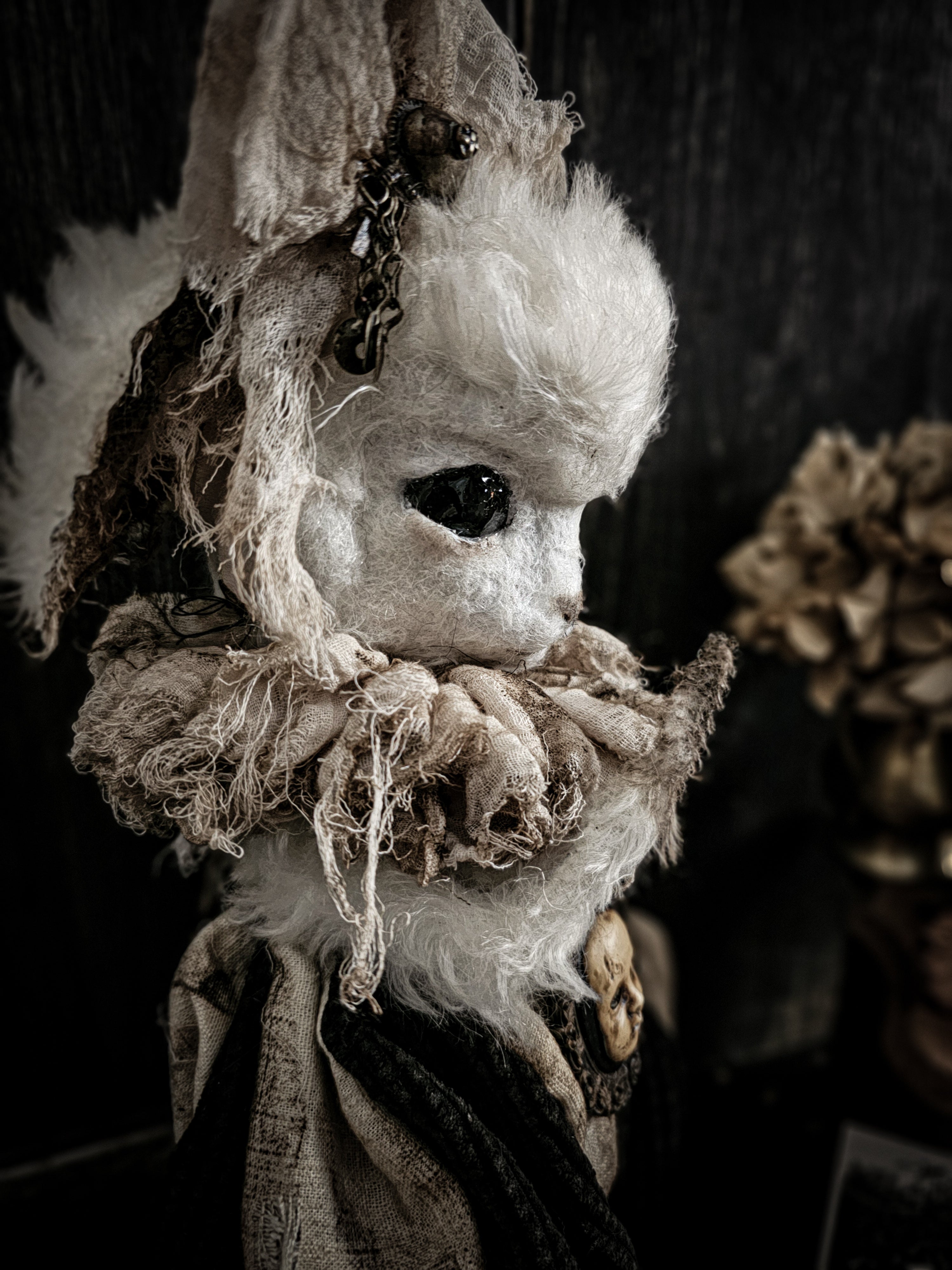 14.6" White Lamb