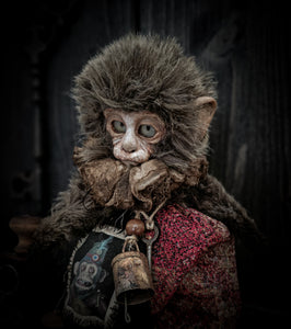 10.6" Old Capuchin Monkey