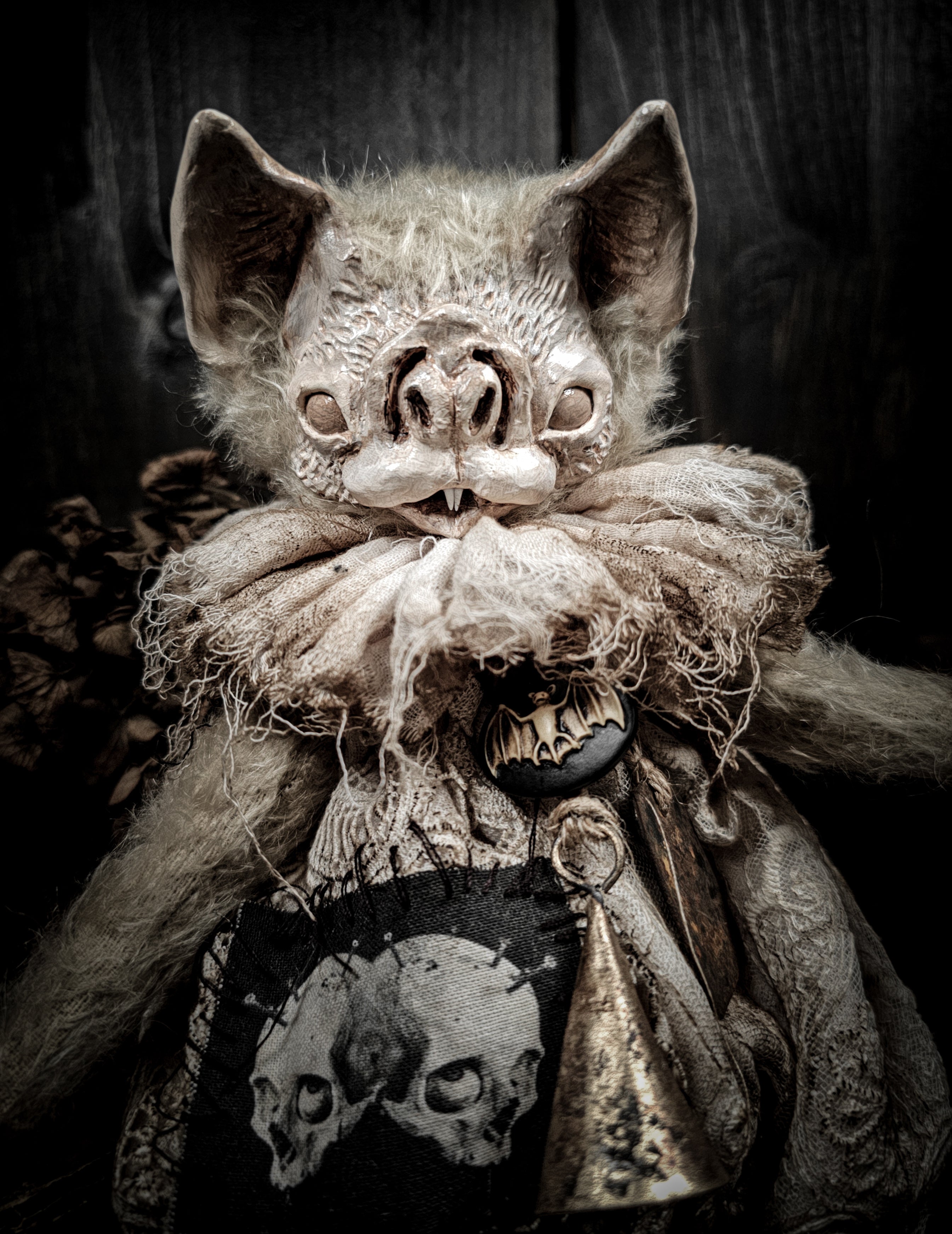 9" Pale Bat