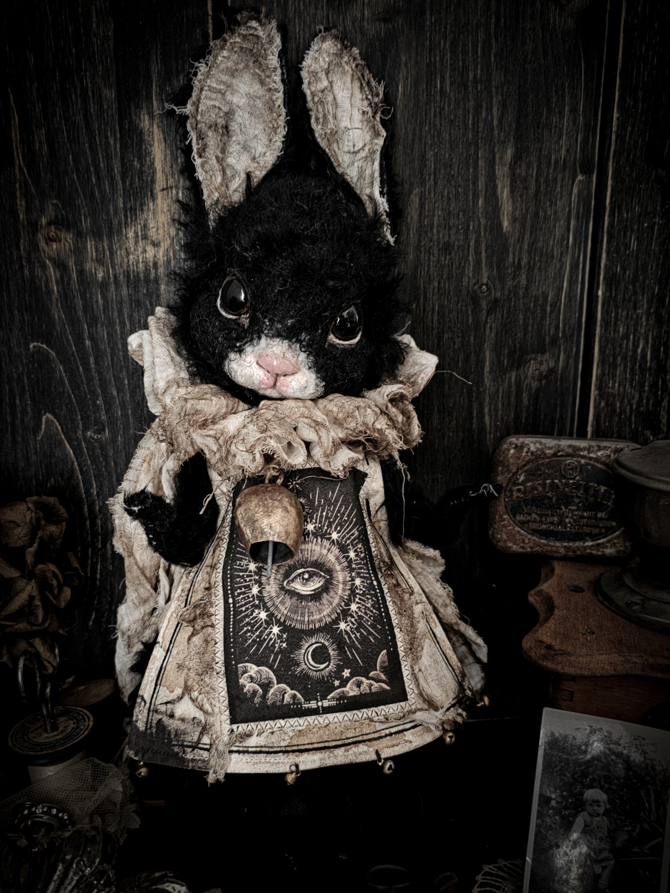 16" Black Rabbit