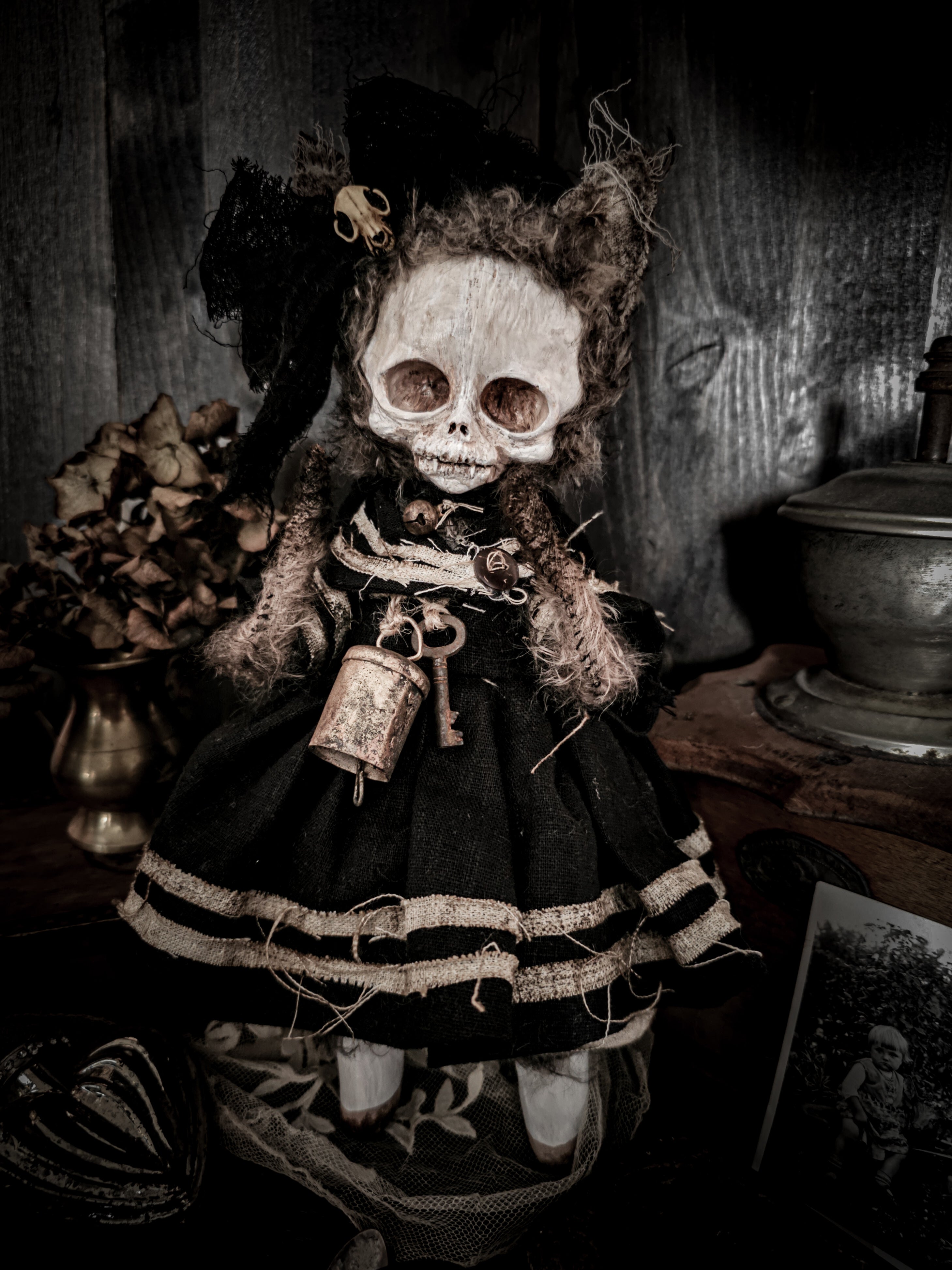 11.8" Skull Cat