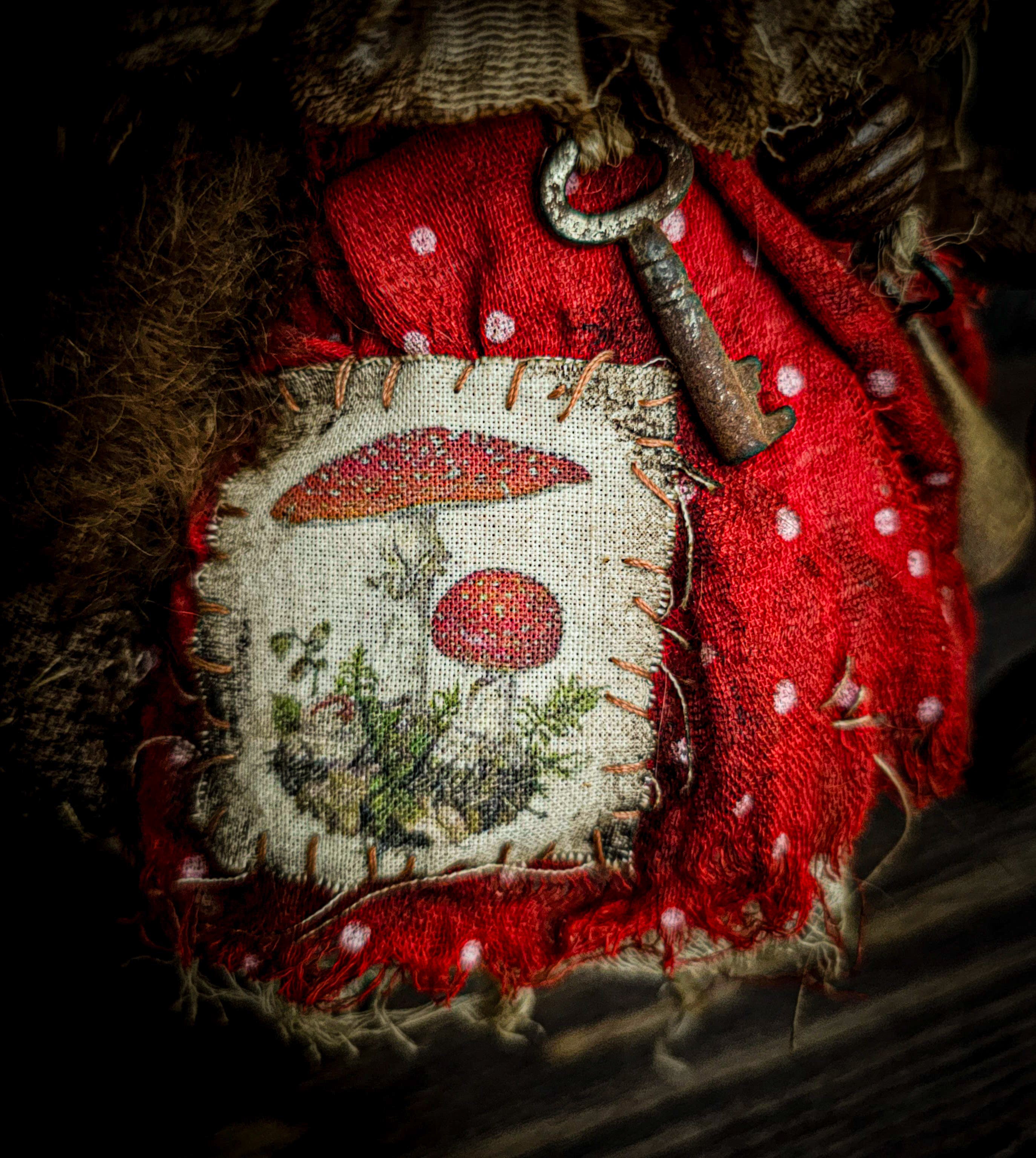 10.6" Fly Agaric Fox