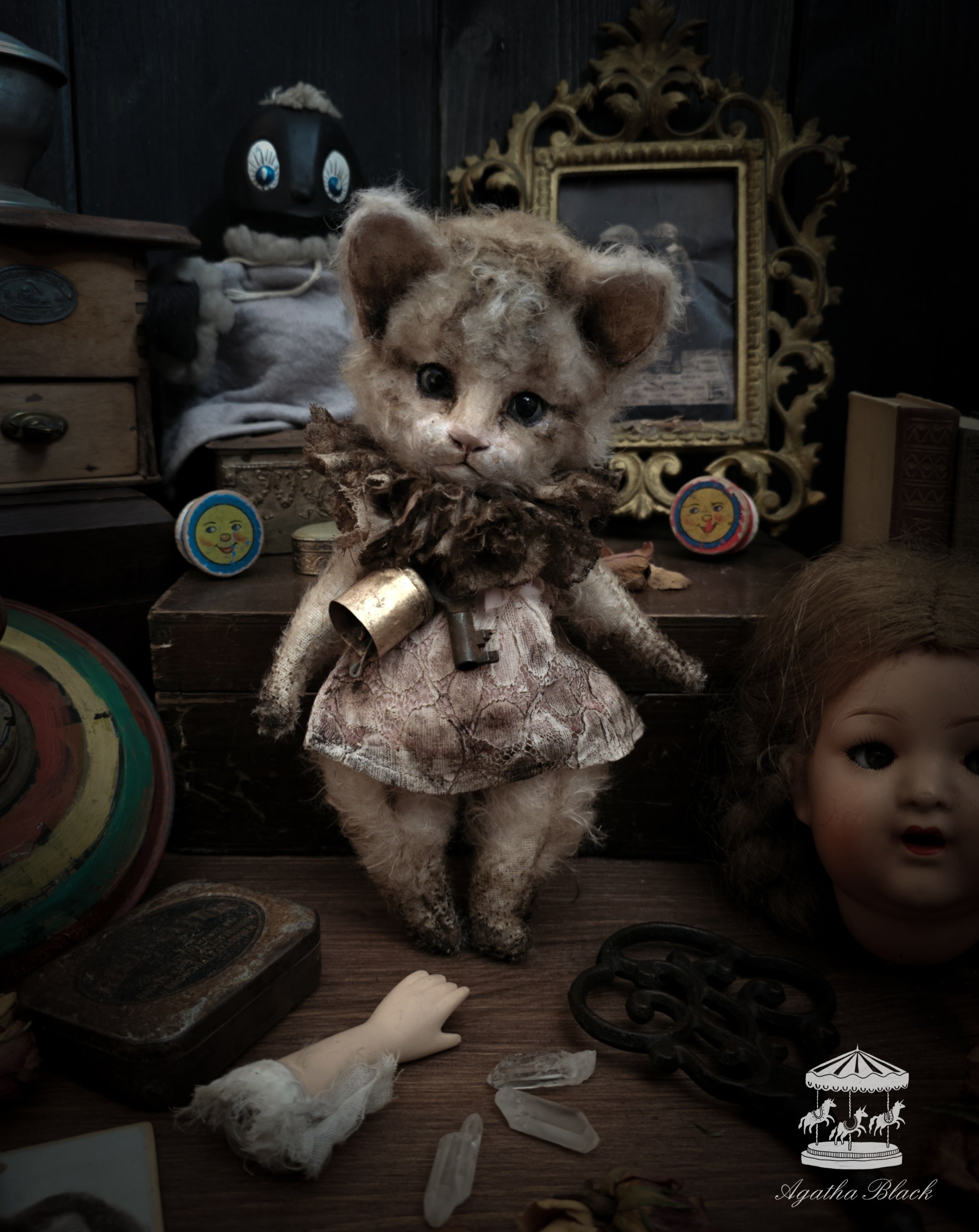 9.8" Kitten