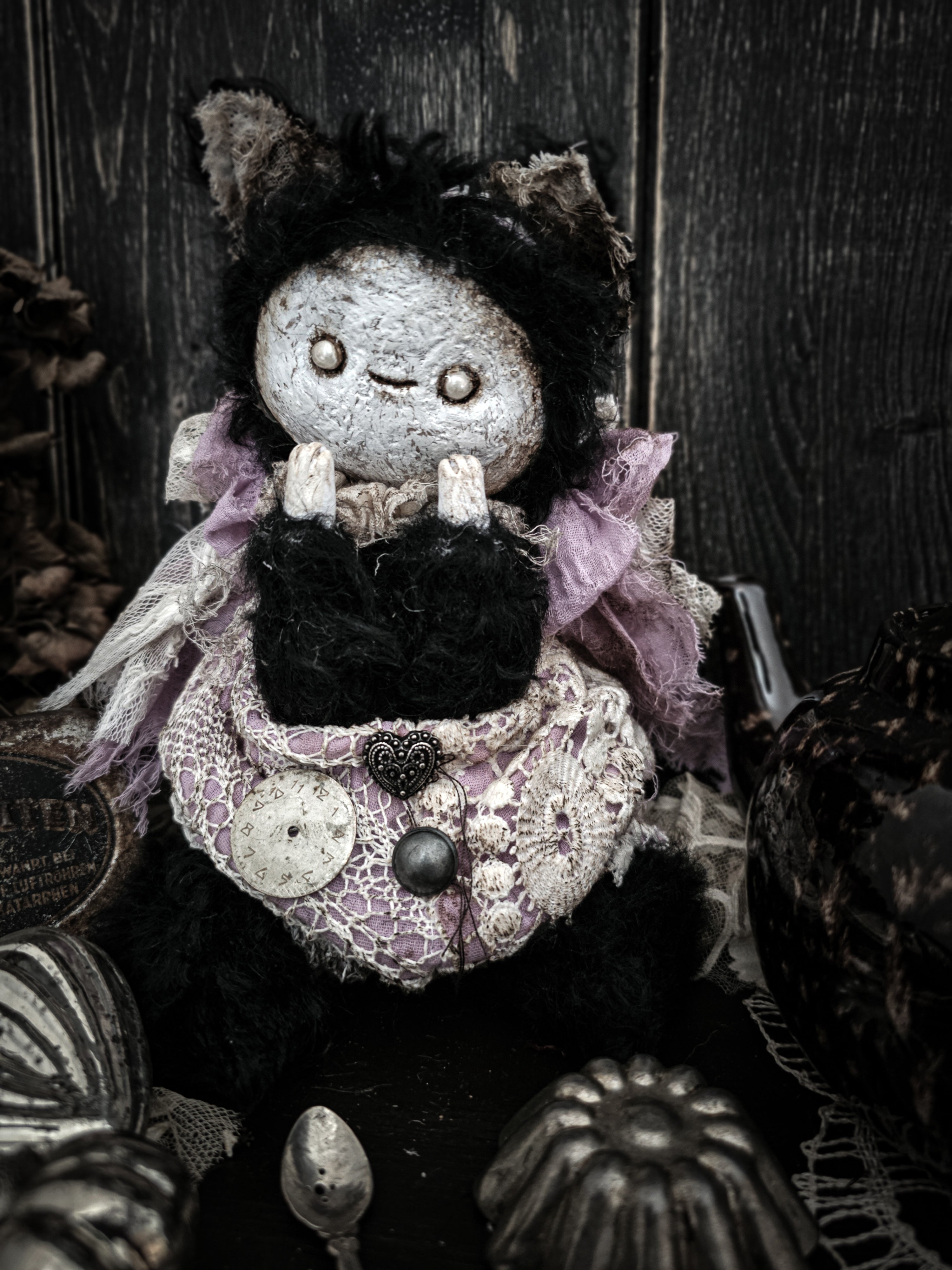 9.4" Kitty Boo Moonmug