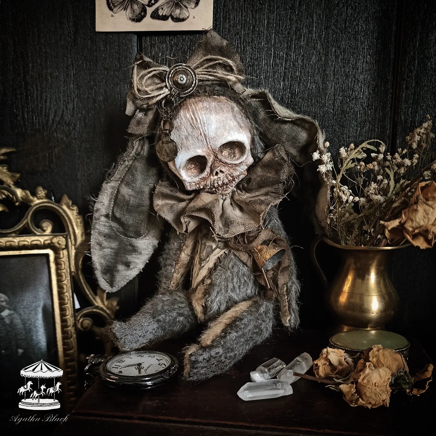10.2" Skull Rabbit