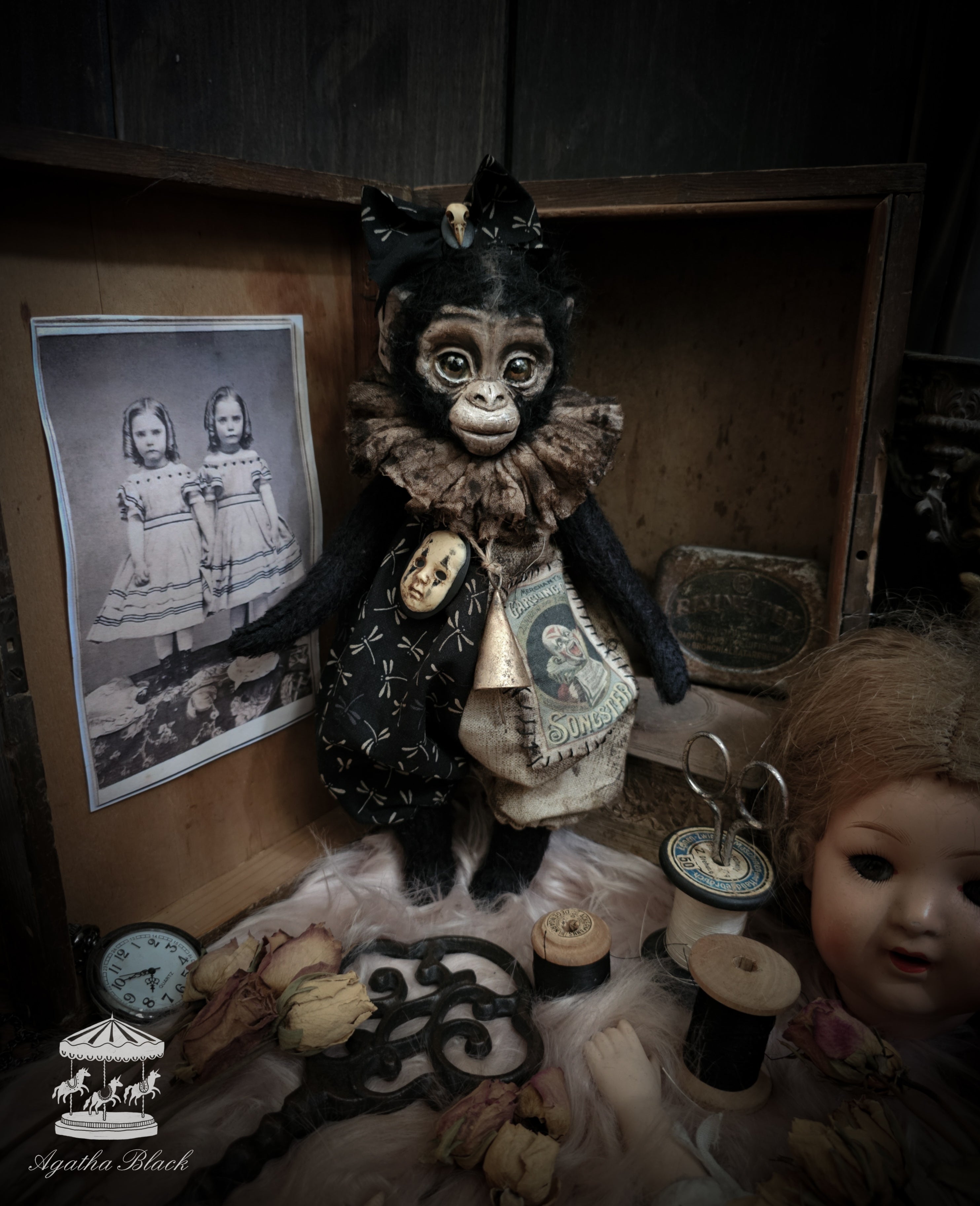 11.8" Old Monkey