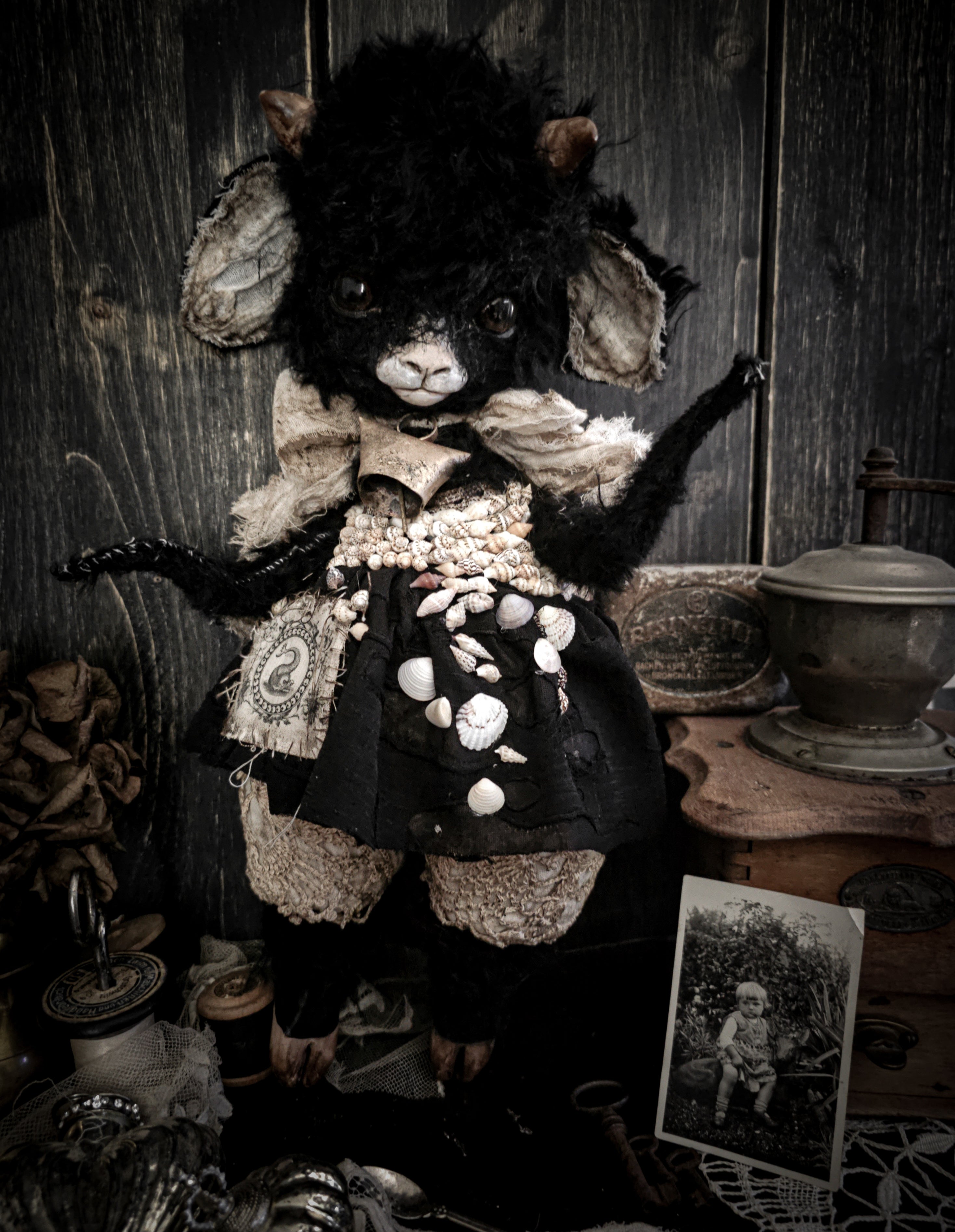 15" Black Lamb