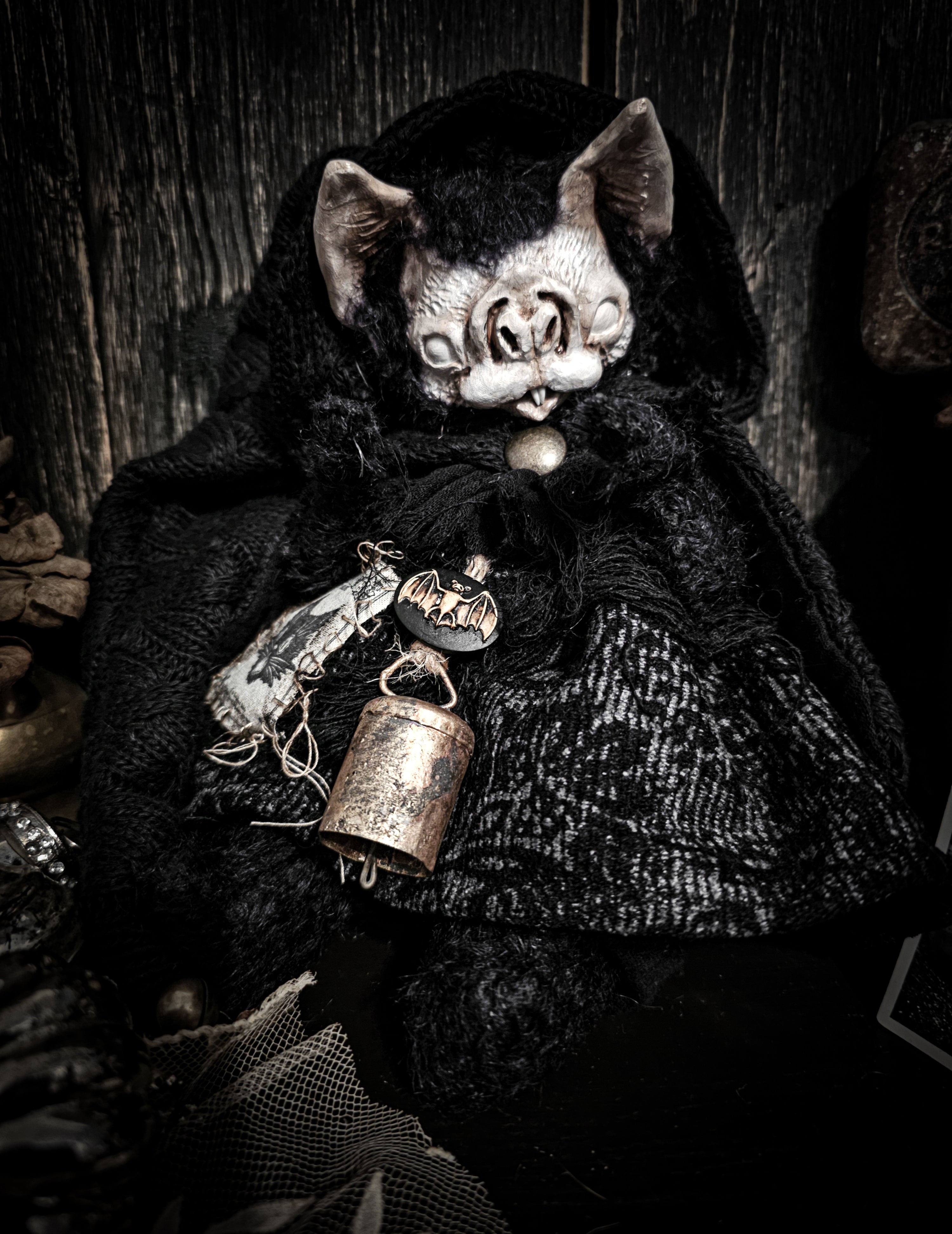 9" Black Bat