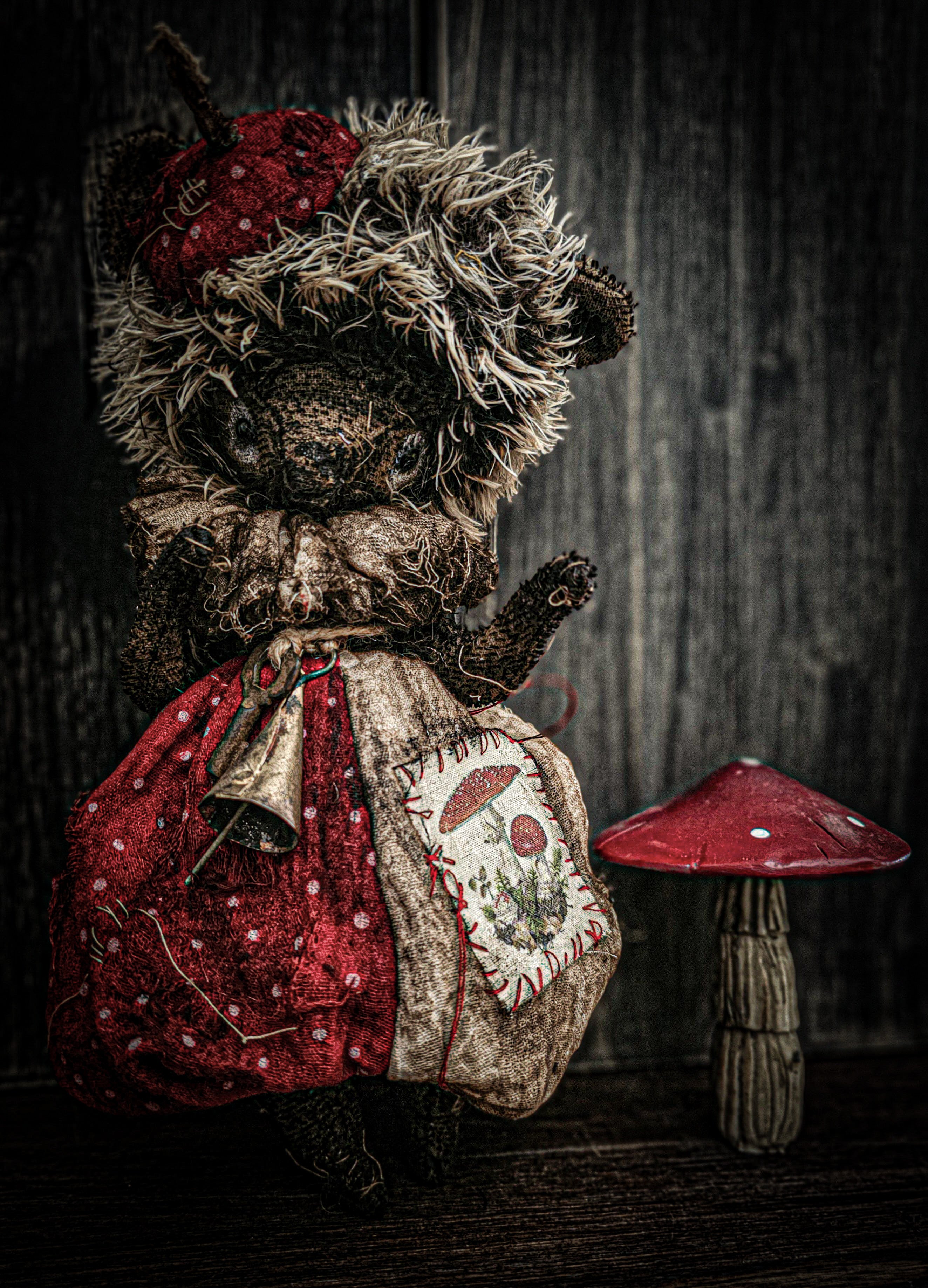 10.6" Fly Agaric Hedgehog