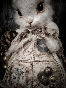 17.3" White Rabbit