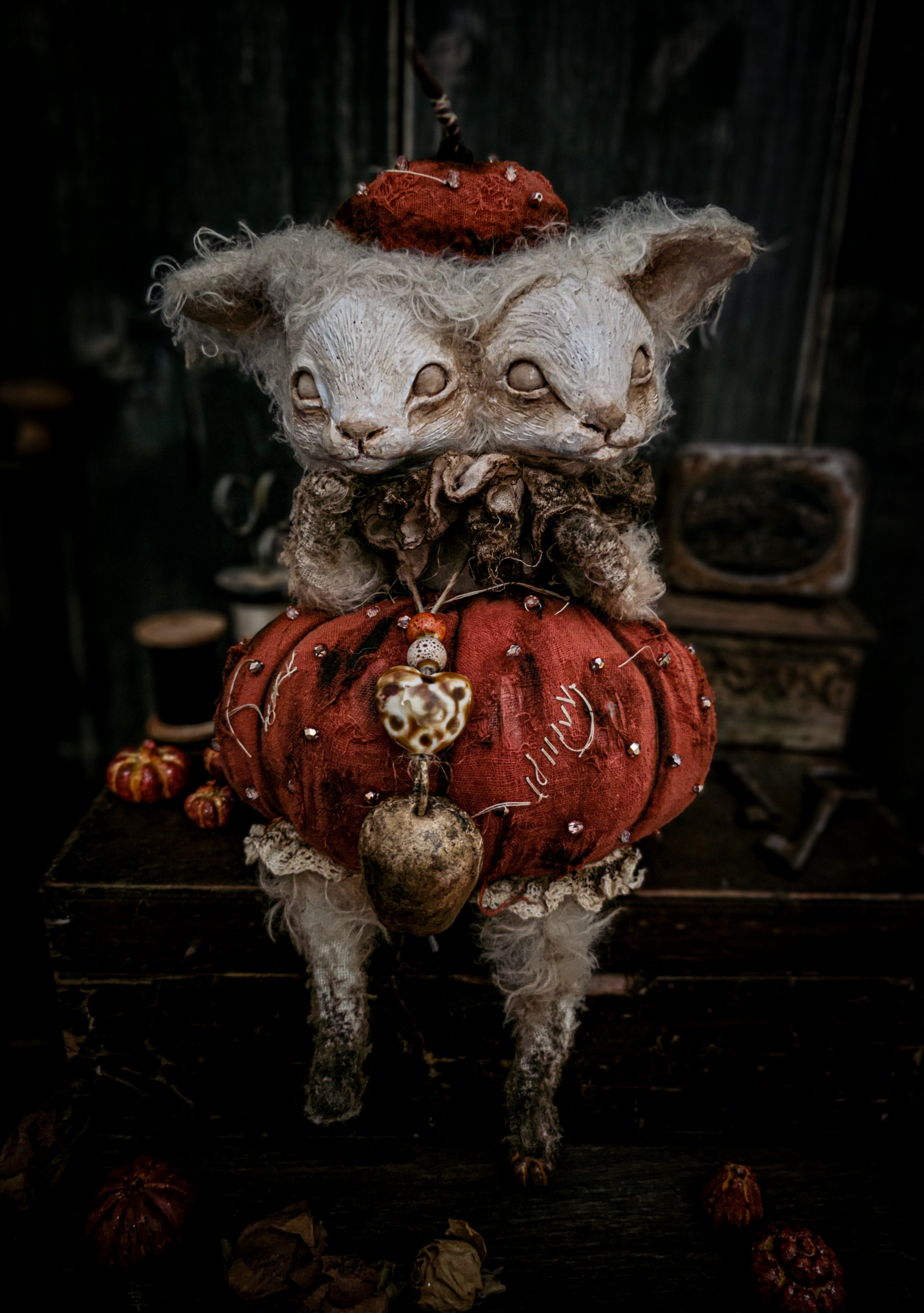12.5" Pumpkin Siam Lamb