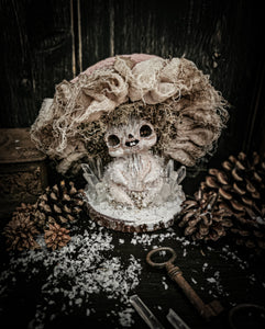 4.7" Frosty Mushroom