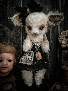 14.9" Lamb