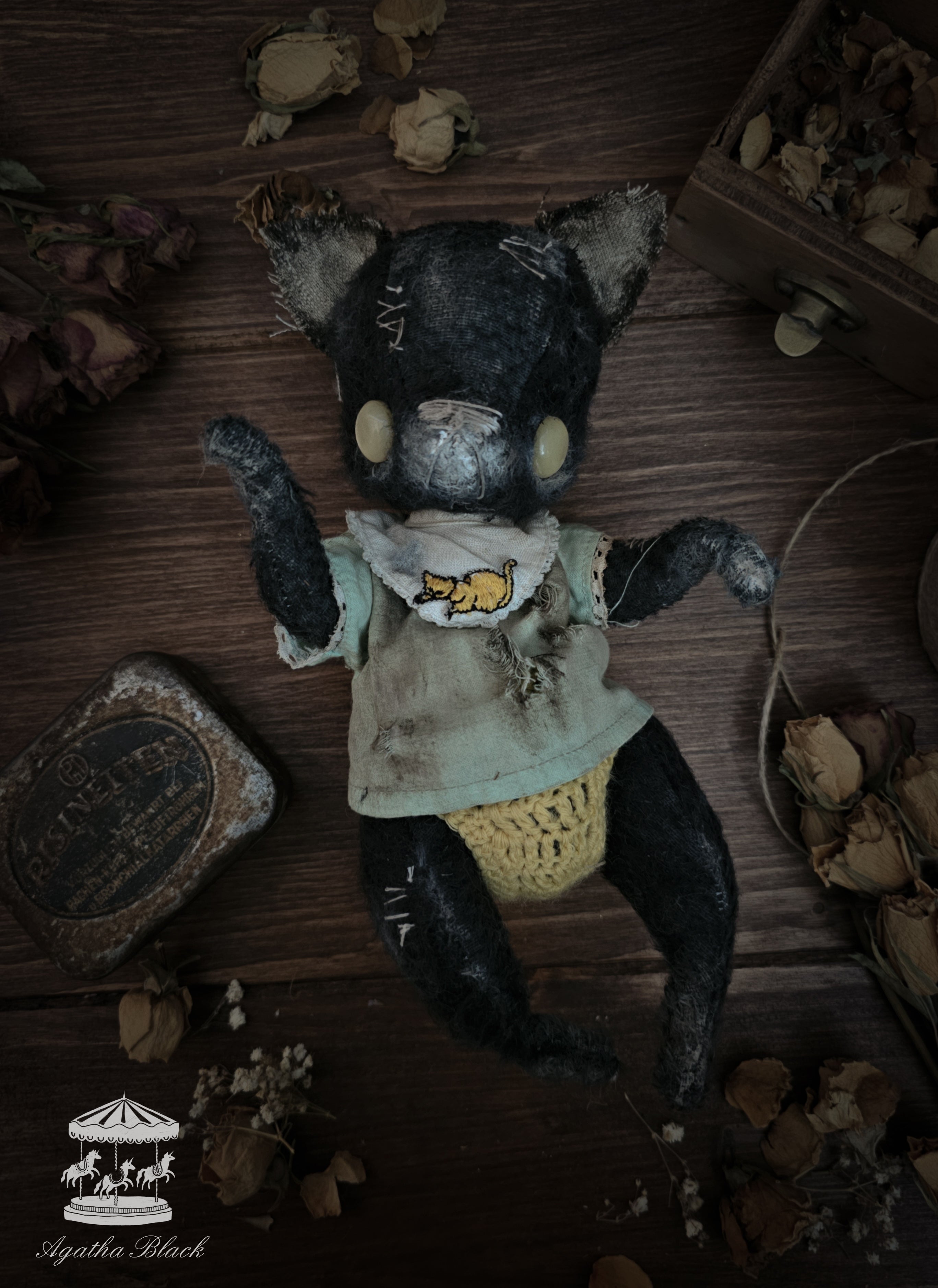 9" Grumpy Kitten