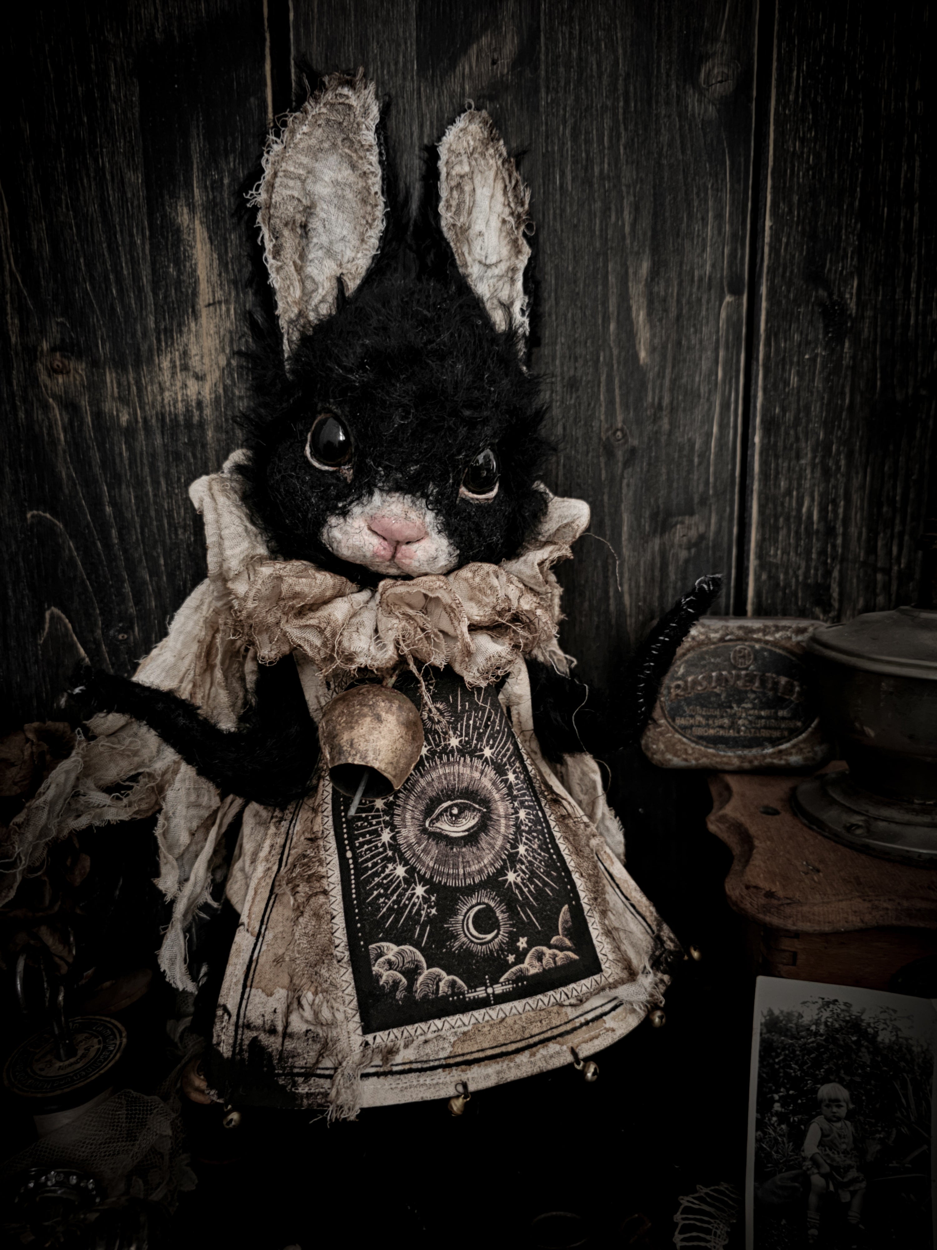 16" Black Rabbit