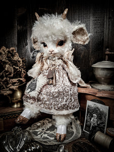 14.5" Puffy Lamb