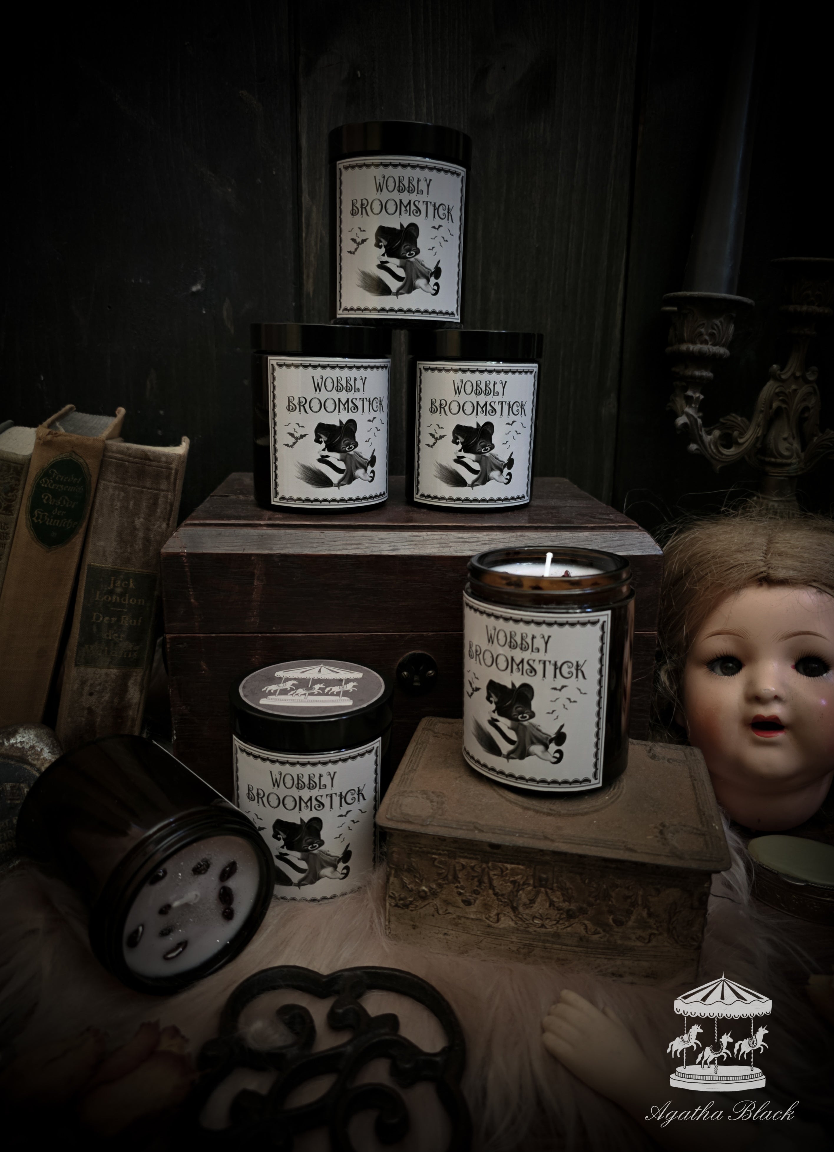 'Wobbly Broomstick' scented candle