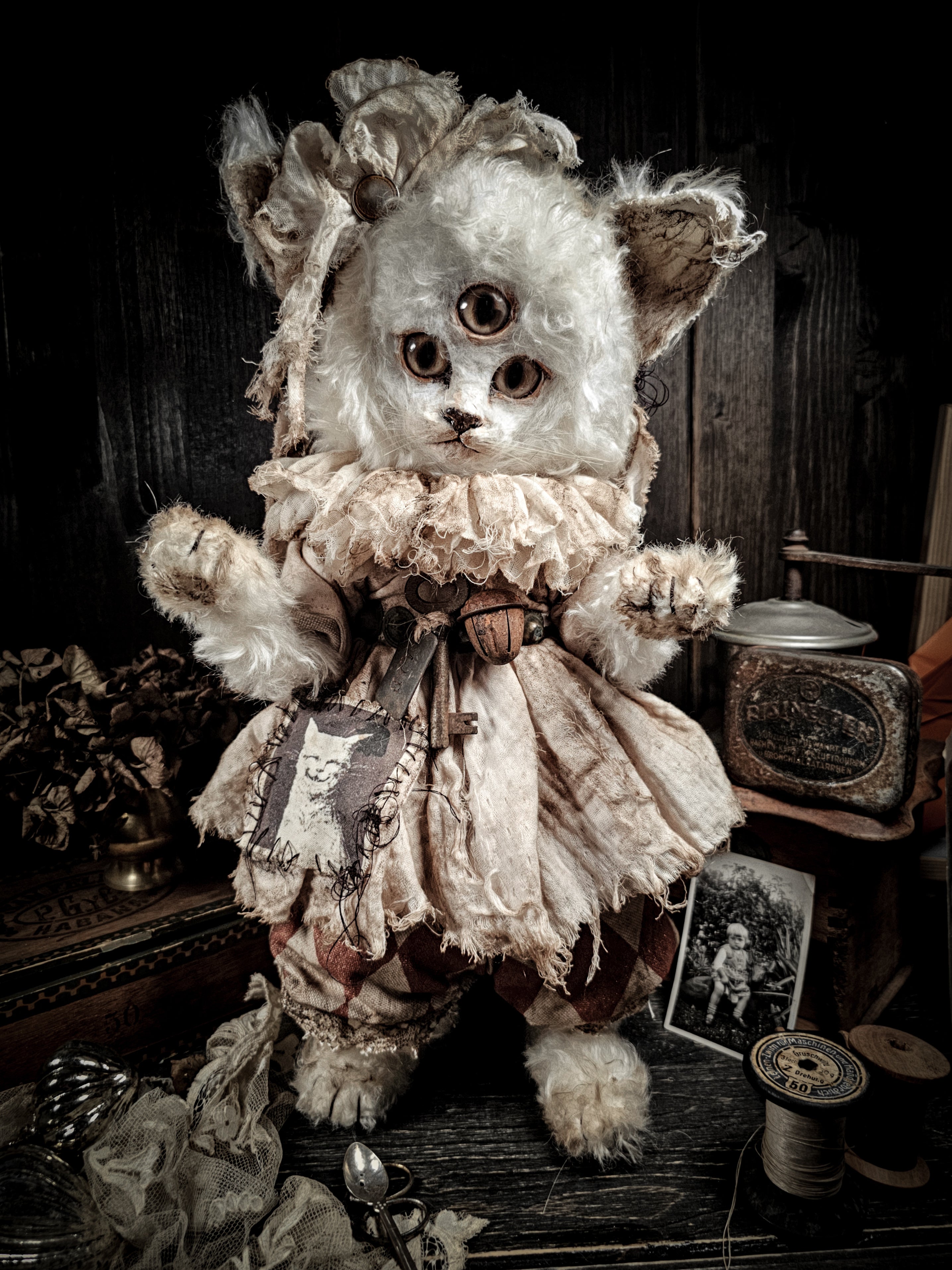 15.7" White Puffy Cat