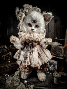 15.7" White Puffy Cat