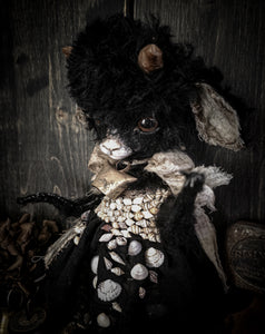 15" Black Lamb