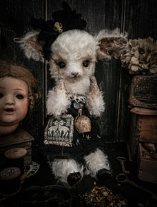 14.9" Lamb