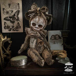 10.2" Skull Teddybear