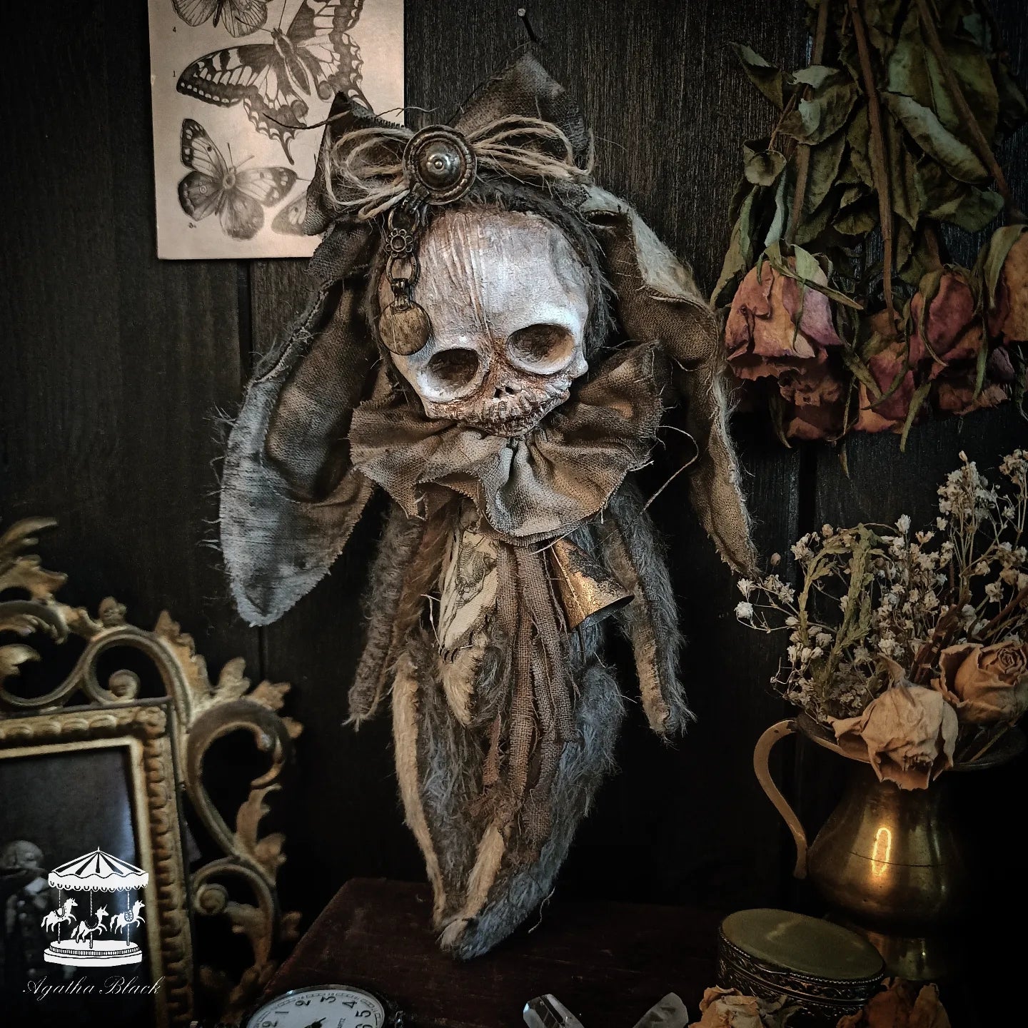 10.2" Skull Rabbit