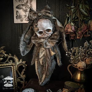 10.2" Skull Rabbit