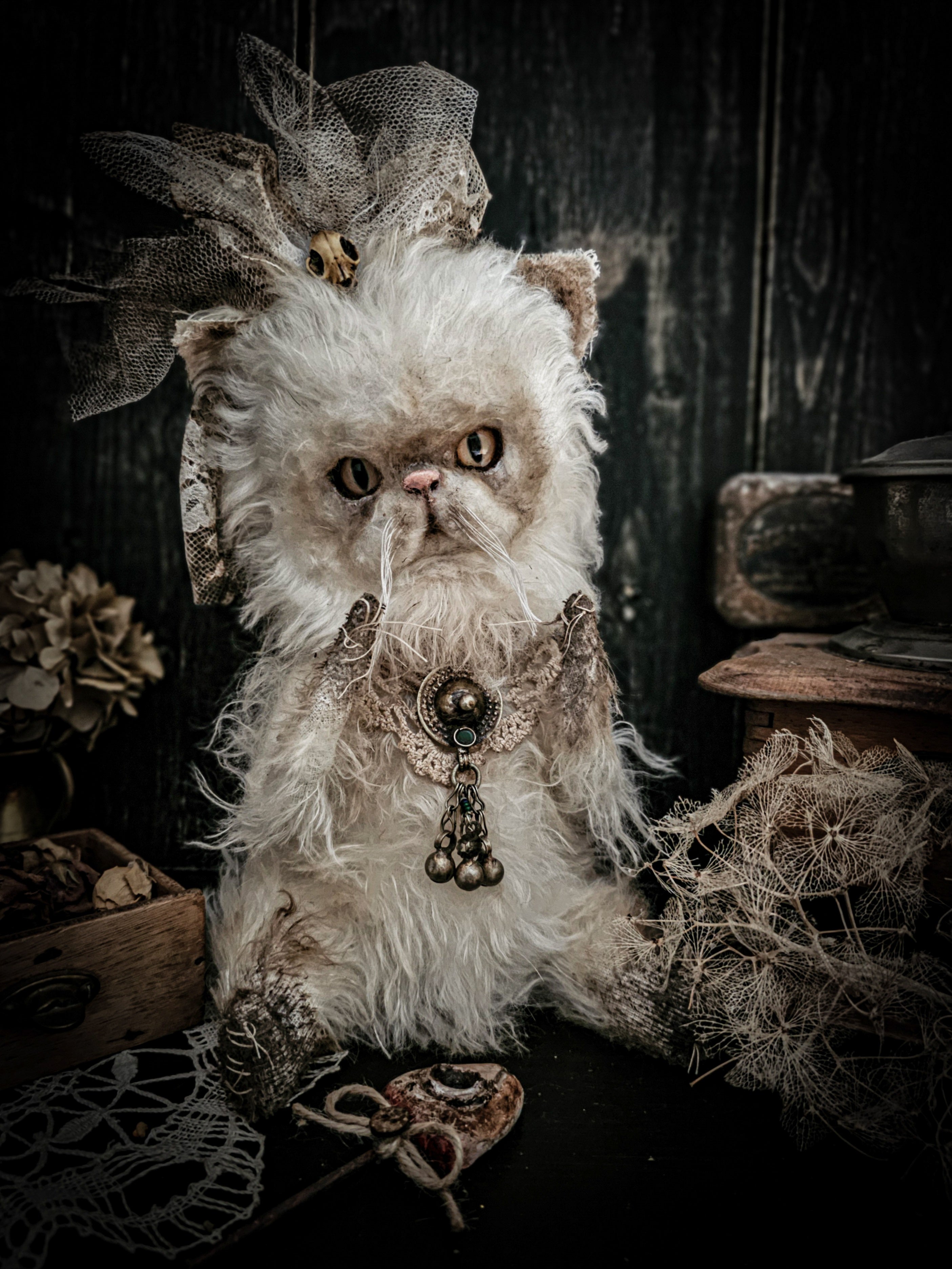 12.5" Persian Cat