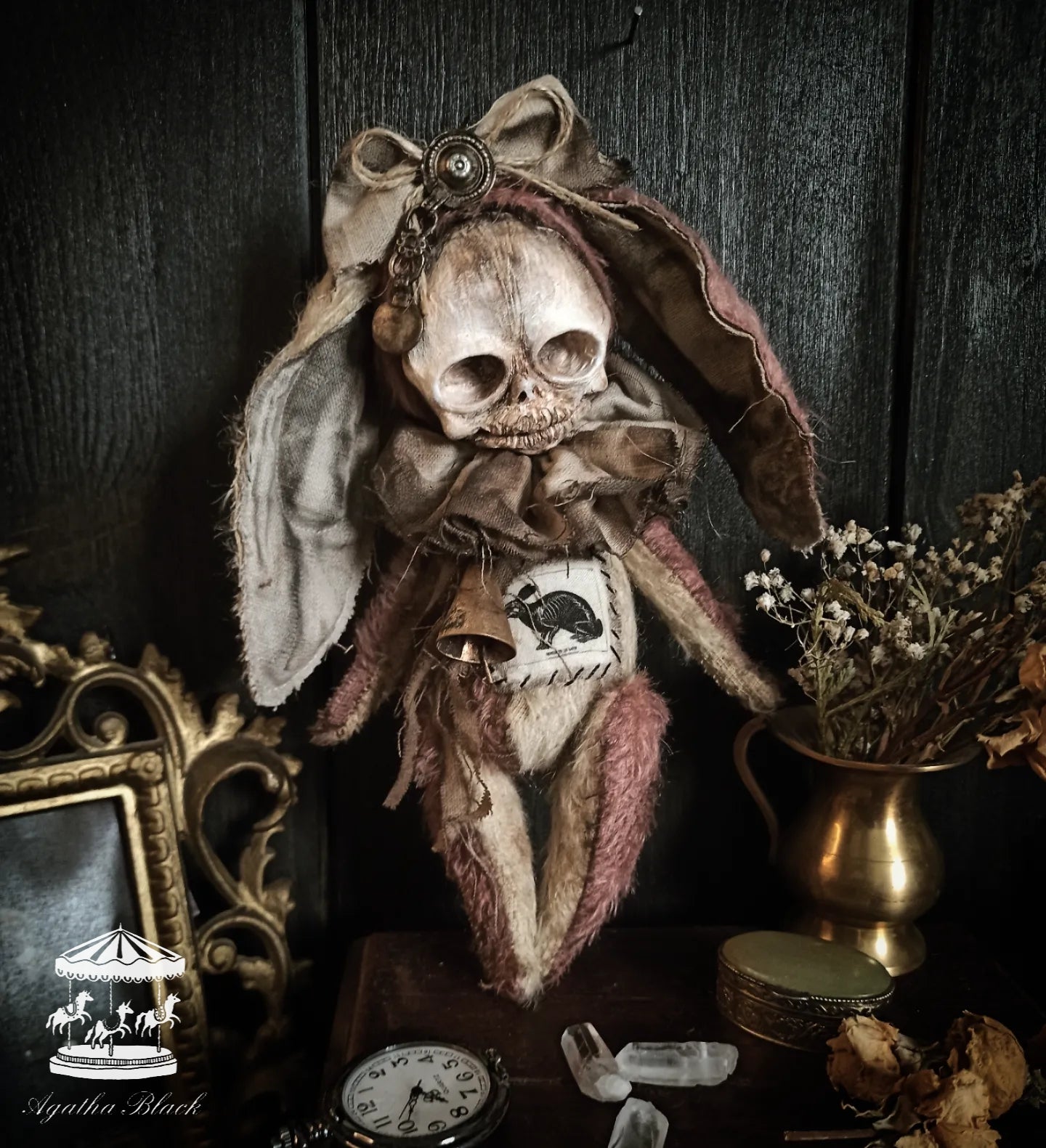 10.2" Skull Rabbit