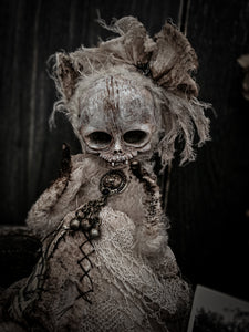 11.8" Skull Cat