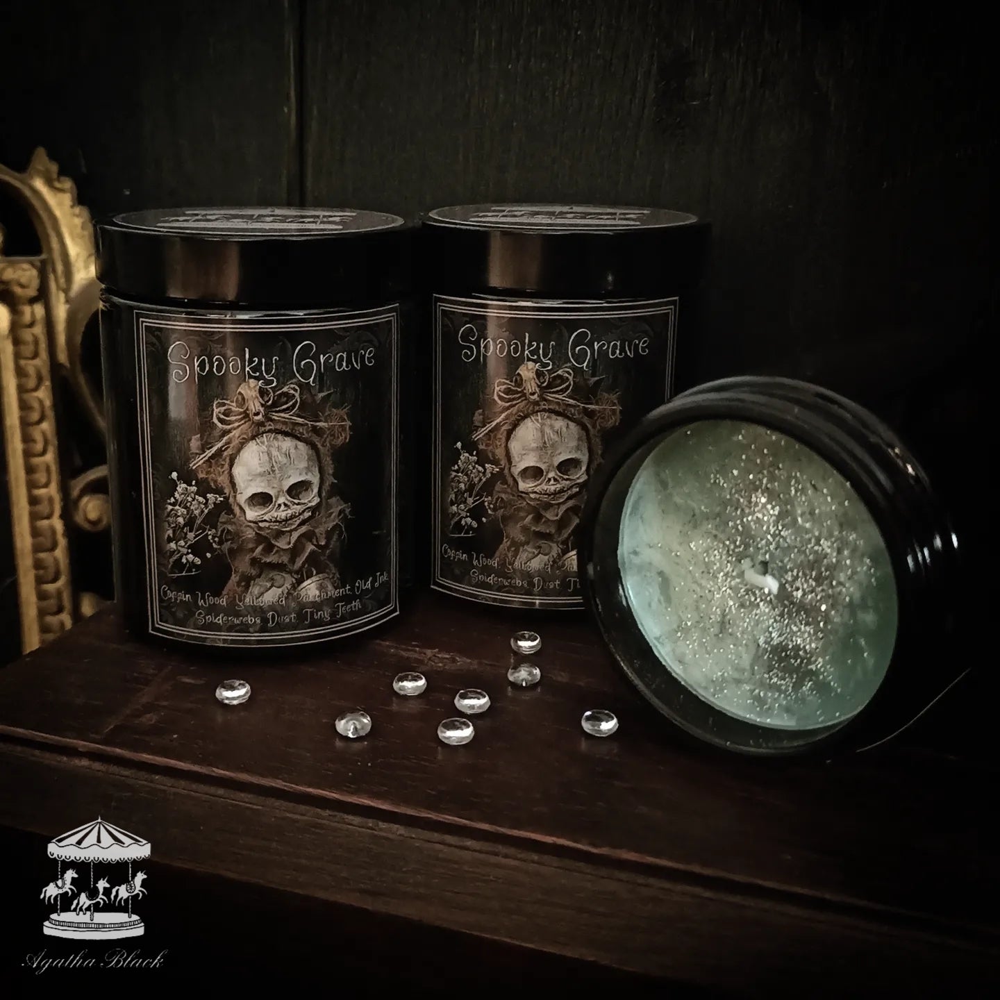'Spooky Grave' scented candle